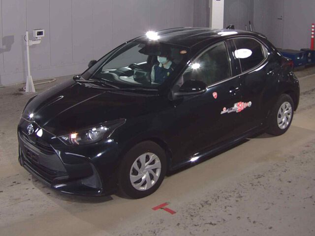 2021 Toyota Yaris X auction photo 4
