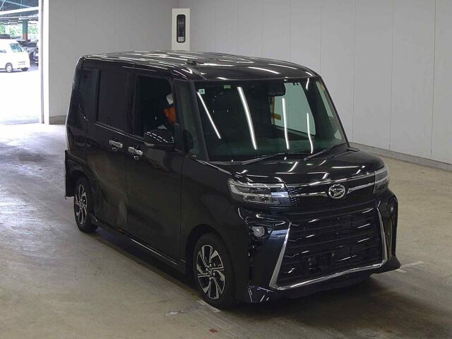2025 Daihatsu Tanto Custom X Japan auction vehicle