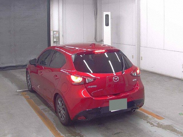 2019 Mazda Demio 15S Mist Maroon auction photo 2