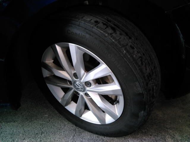 2017 Volkswagen ゴルフトゥーラン TSI Comfortline auction photo 9