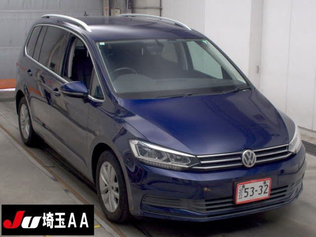 2017 Volkswagen ゴルフトゥーラン TSI Comfortline Japan auction vehicle