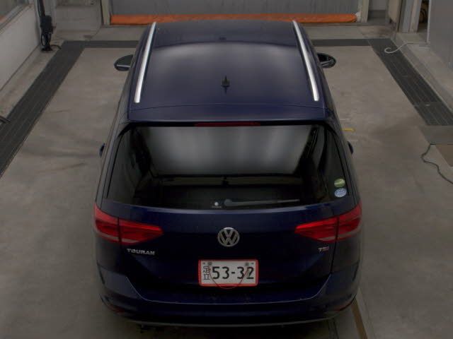 2017 Volkswagen ゴルフトゥーラン TSI Comfortline auction photo 7