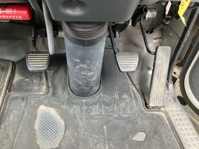 2012 Isuzu Elf ヒラ.セルフクレーン3ダン auction photo 4