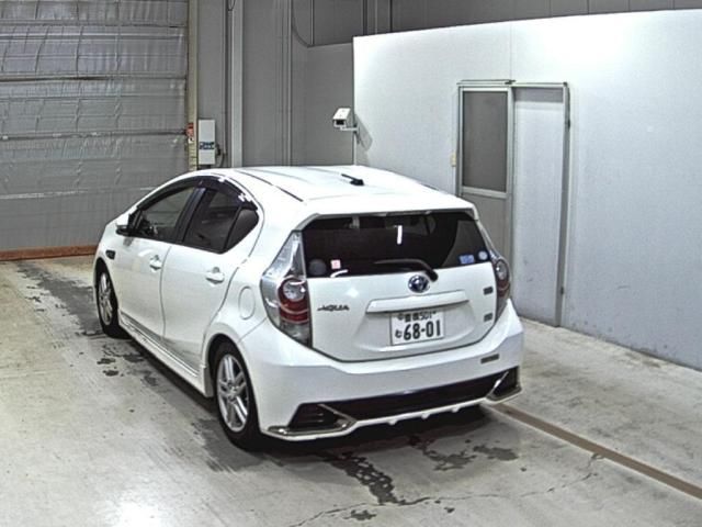 2014 Toyota Aqua G G’s auction photo 2