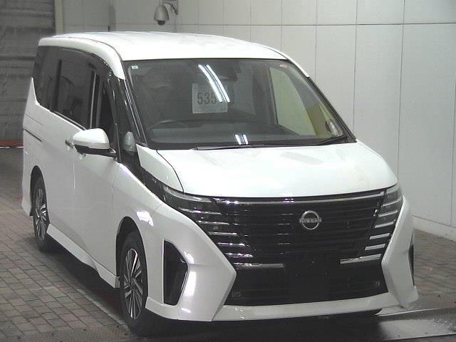 2023 Nissan Serena 4WD ハイウェイスターV Japan auction vehicle