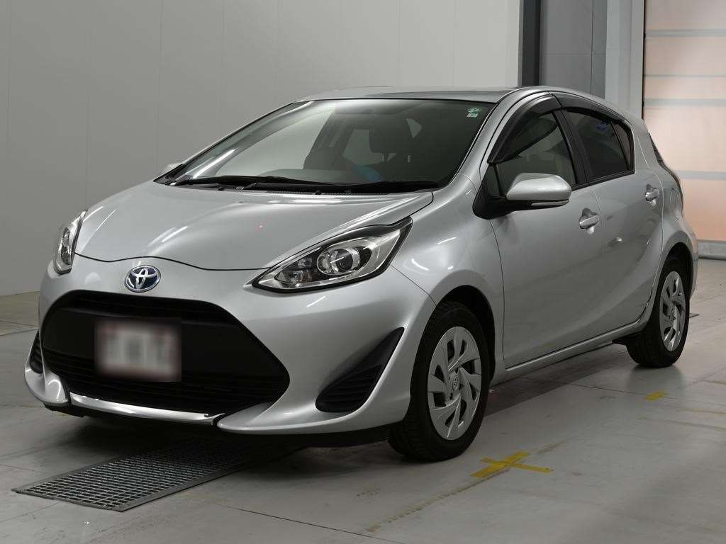 Japan Auction Vehicles 14 2021 Toyota Aqua S auction photo