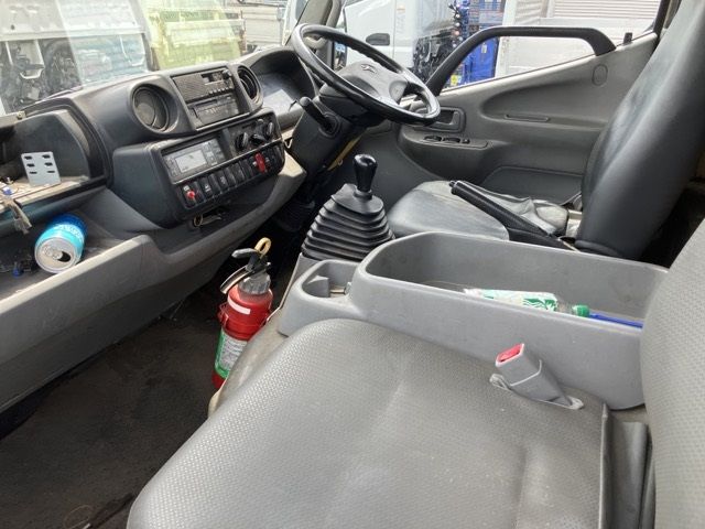 2013 Toyota Dyna ヒラ auction photo 5