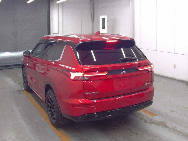 2022 Mitsubishi Outlander PHEV G 4WD auction photo 2