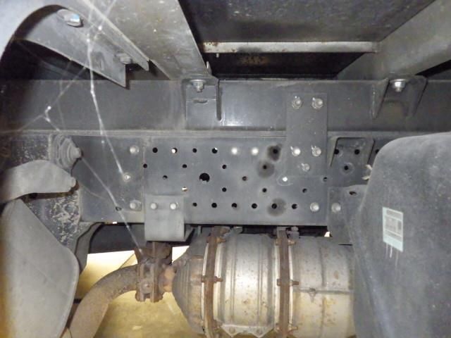 2011 Isuzu Elf Van auction photo 5