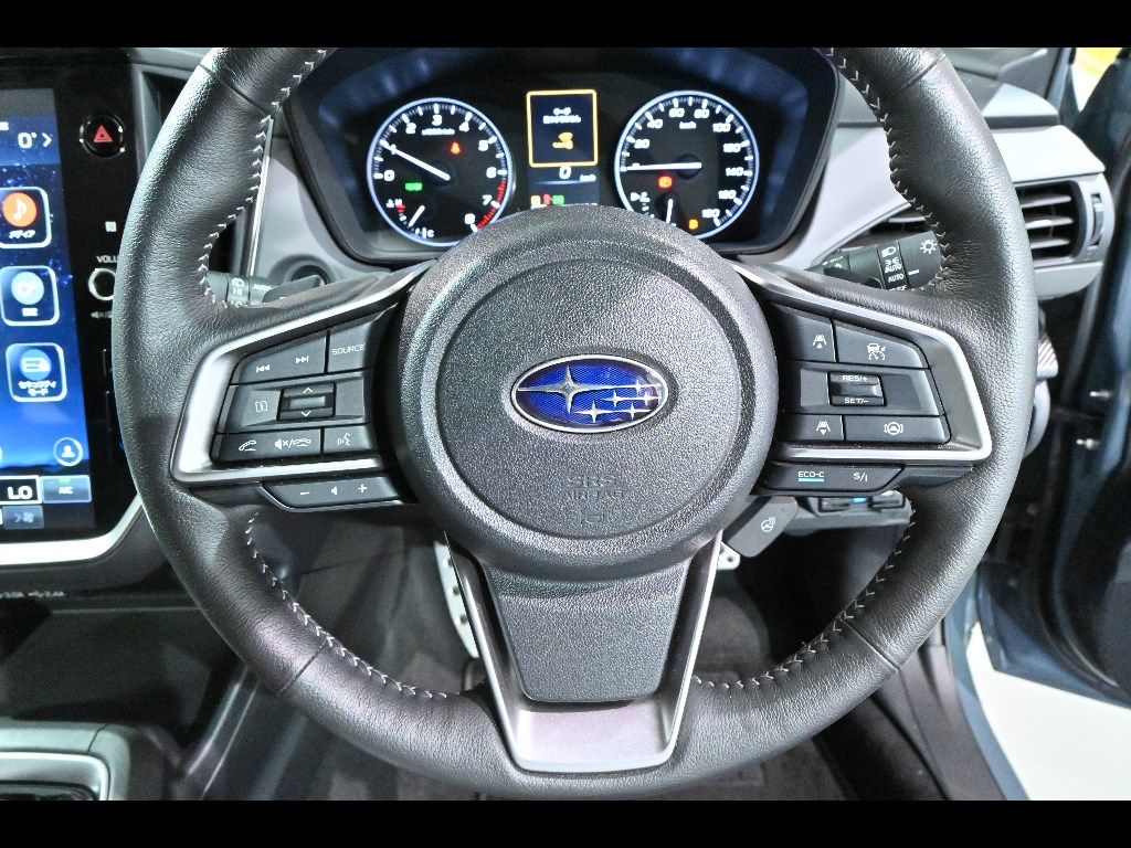 2023 Subaru Crosstrek 4WD LTD auction photo 9