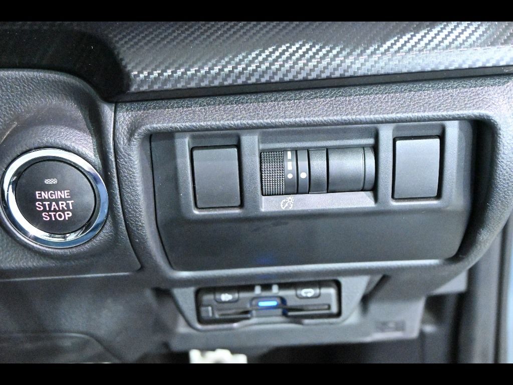 2023 Subaru Crosstrek 4WD LTD auction photo 10