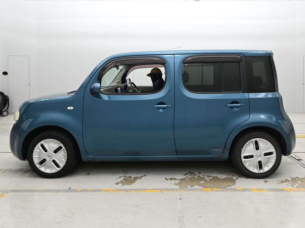 2017 Nissan Cube 15X V Selection MyCube auction photo 4