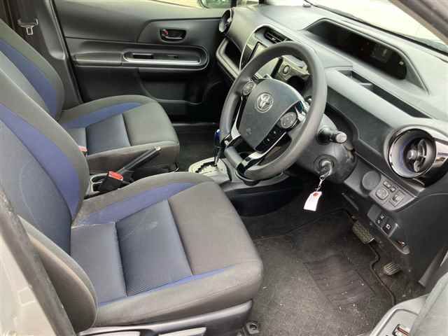 2020 Toyota Aqua S auction photo 7