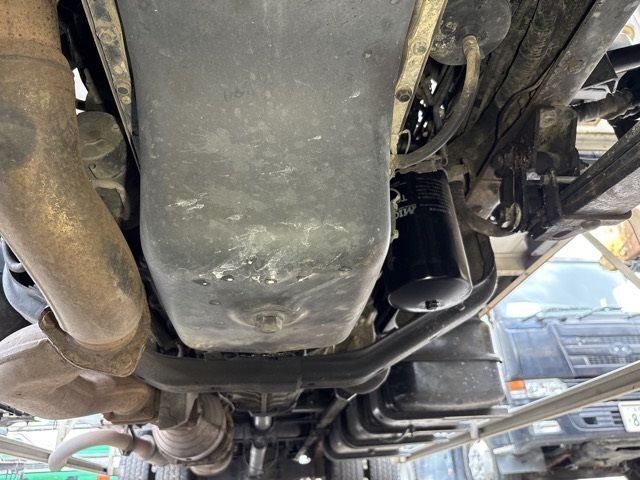 2010 Isuzu Forward アルミウイング auction photo 9
