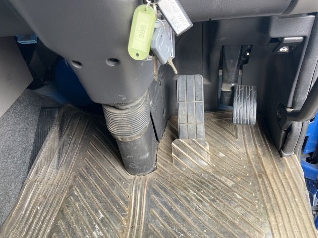 2020 Nissan Diesel UD auction photo 4