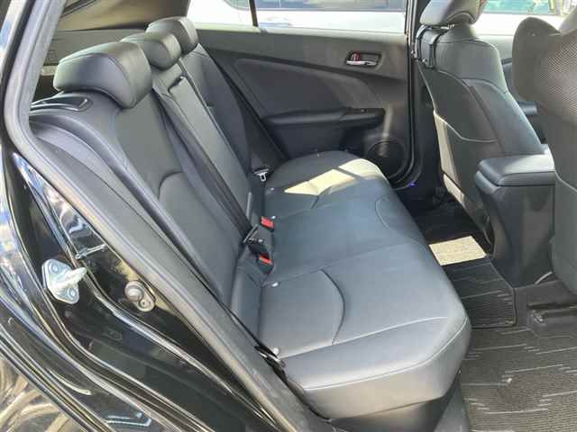 2016 Toyota Prius Aツーリングセレクション auction photo 7