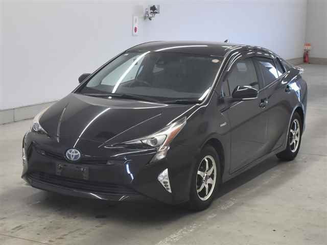 2016 Toyota Prius Aツーリングセレクション auction photo 4