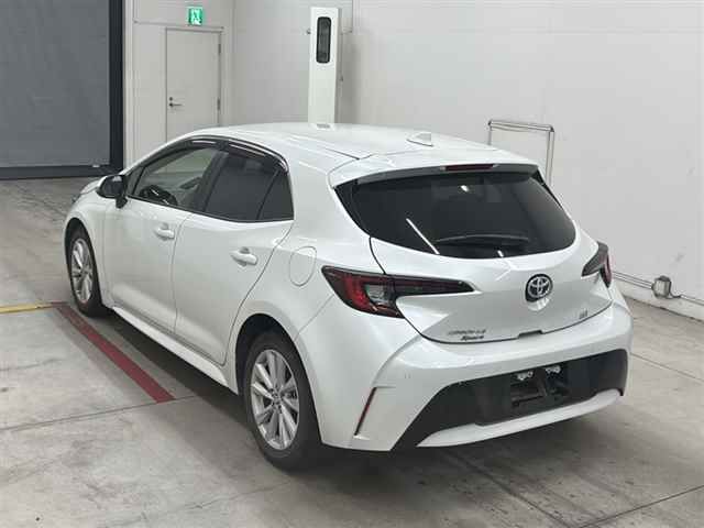 2023 Toyota Corolla Sport ハイブリッドG auction photo 2
