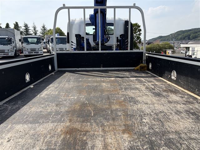 2013 Isuzu Elf クレーン付 auction photo 4