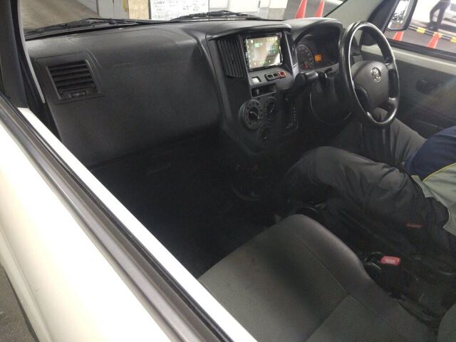 2020 Toyota TownAce Van GL auction photo 6