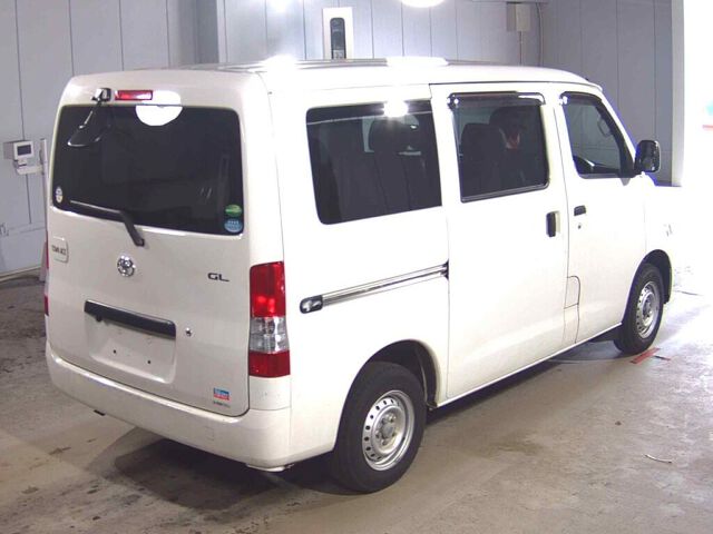 2020 Toyota TownAce Van GL auction photo 5