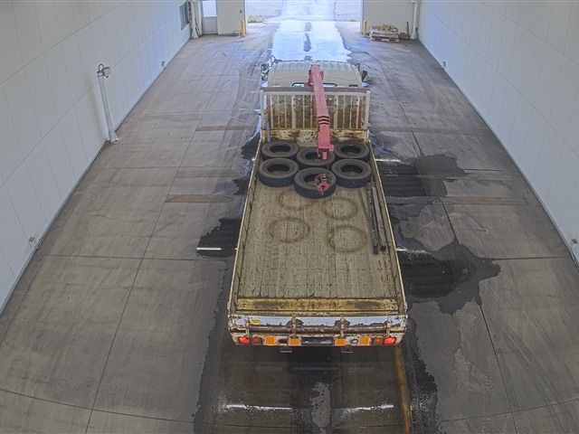 2011 Isuzu Forward Flat Self-Loading Crane, 4-Tier, Wide auction photo 3