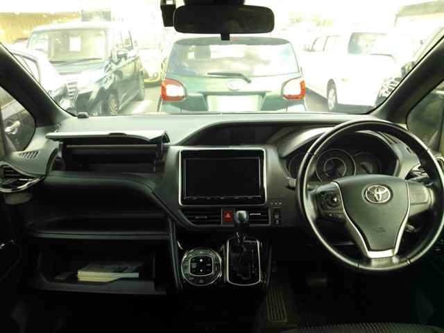 2017 Toyota Noah Si auction photo 8