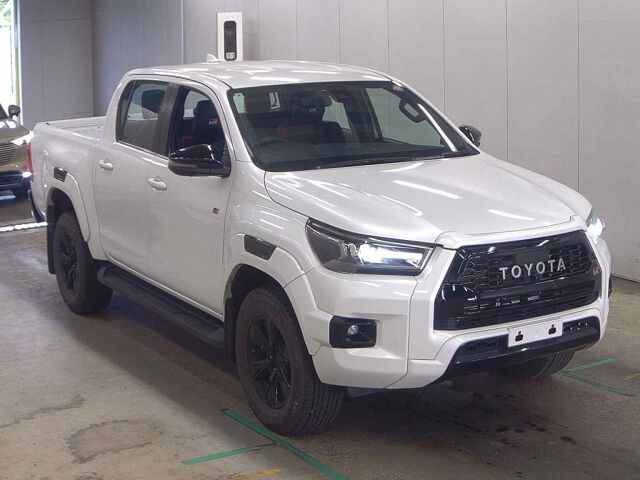 2024 Toyota Hilux Z GR Sport 4WD Japan auction vehicle