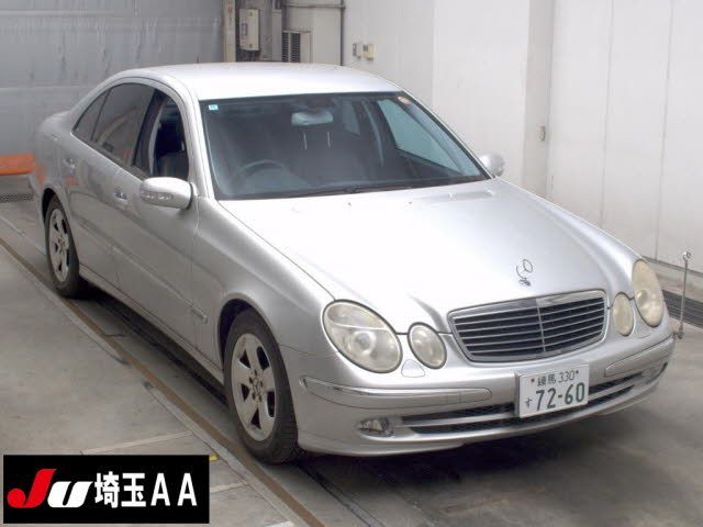 2002 Mercedes-Benz E320 Japan auction vehicle