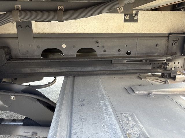 2018 Mitsubishi Fuso Fighter Refrigerated PG auction photo 13