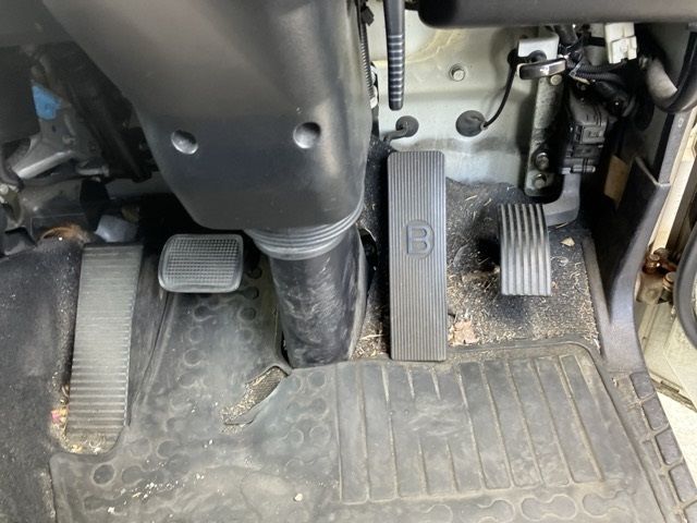 2018 Mitsubishi Fuso Fighter Refrigerated PG auction photo 4