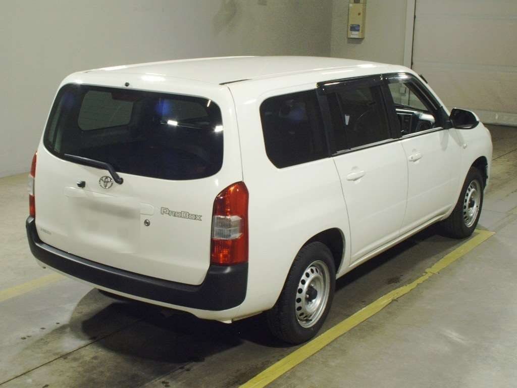 2021 Toyota Probox GL 4WD auction photo 2