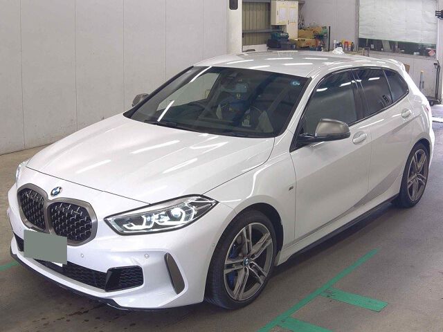 2024 BMW 1 Series M135I XDRIVE 4WD auction photo 4