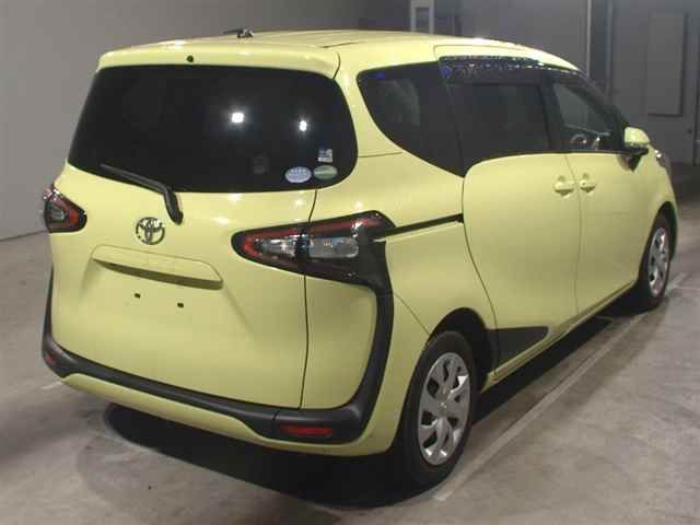 2017 Toyota Sienta G auction photo 2