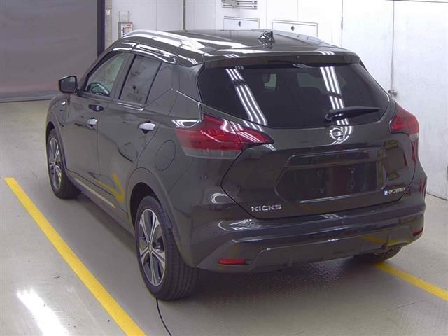2022 Nissan Kicks X auction photo 2