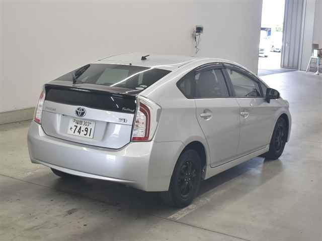 2013 Toyota Prius S auction photo 5