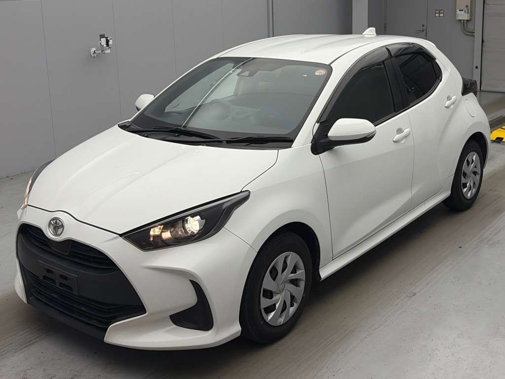 Japan Auction Vehicles 4 2021 Toyota Yaris X auction photo