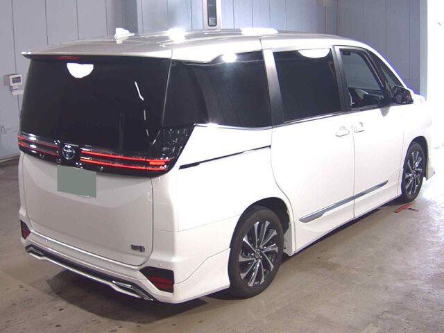 2023 Toyota Voxy Hybrid S-Z auction photo 5