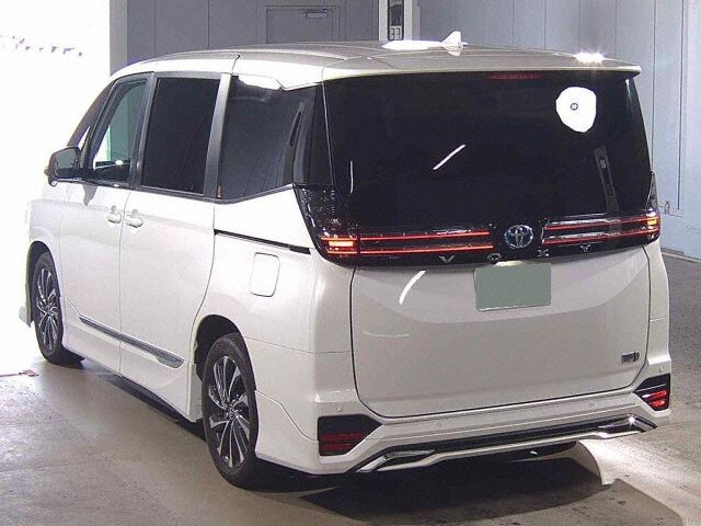 2023 Toyota Voxy Hybrid S-Z auction photo 2