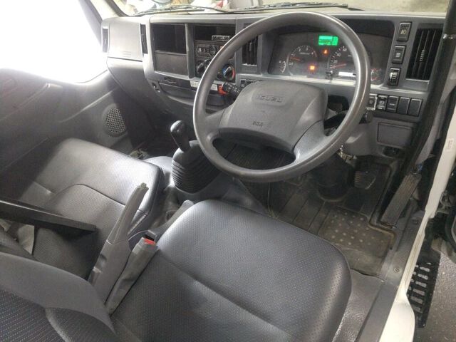 2020 Isuzu Elf dump auction photo 3