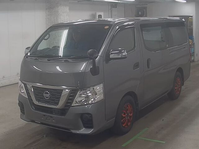 2017 Nissan NV350 Caravan ロングDX auction photo 4