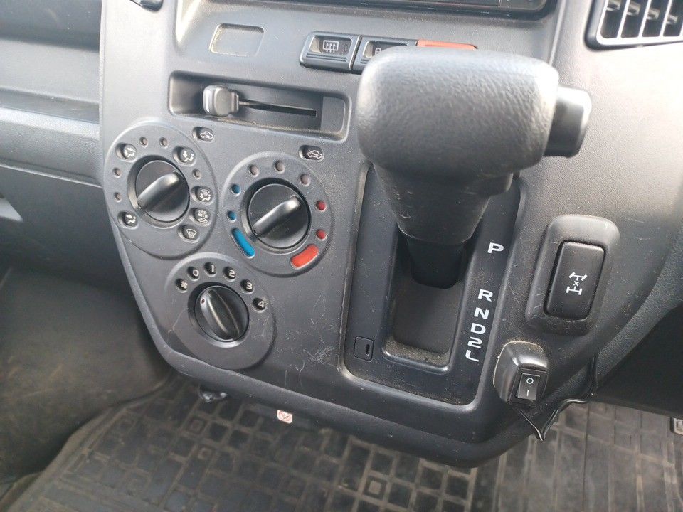 2022 Toyota TownAce auction photo 12