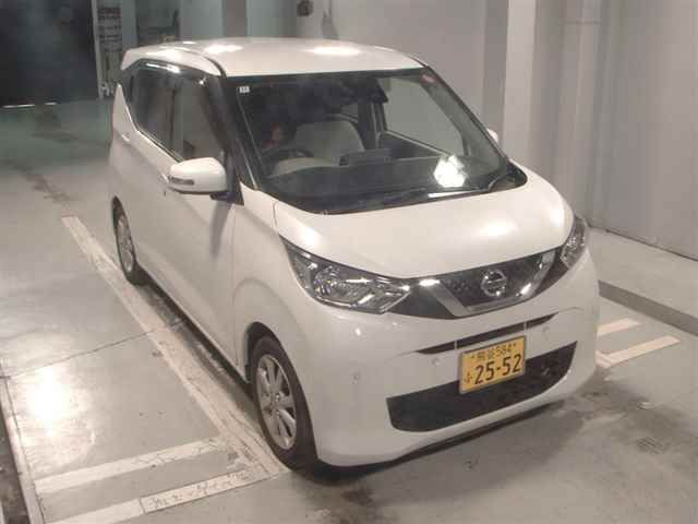 Japan Auction Vehicles 12 2022 Nissan Dayz X auction photo