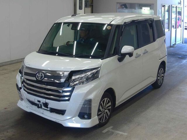 2024 Toyota Roomy Custom G 4WD auction photo 4