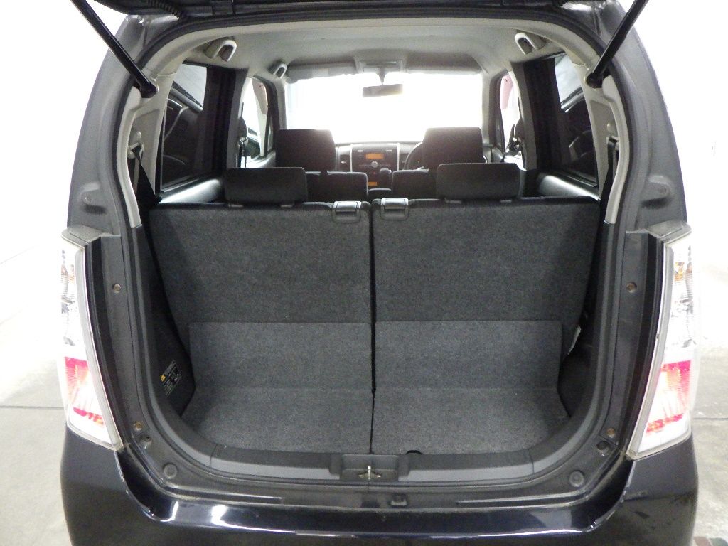 2009 Suzuki Wagon R スティングレーT auction photo 8