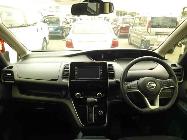 2020 Nissan Serena B auction photo 8