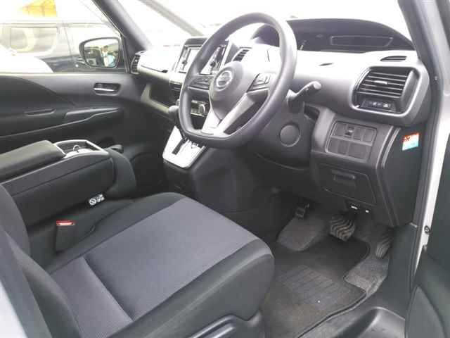 2020 Nissan Serena B auction photo 3