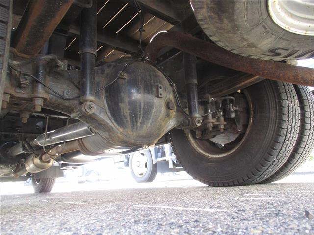 2019 Mitsubishi Fuso Canter crane auction photo 8