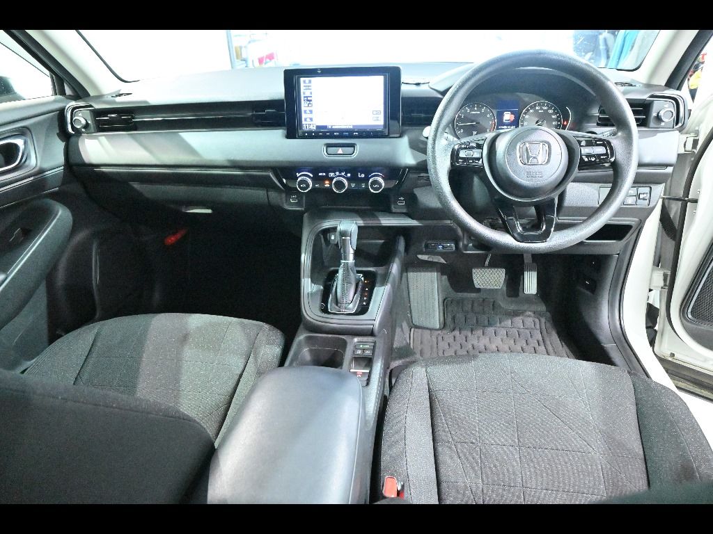 2021 Honda Vezel G auction photo 3
