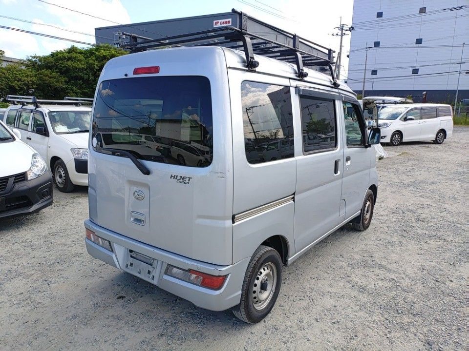 2020 Daihatsu ハイゼット カーゴ auction photo 2